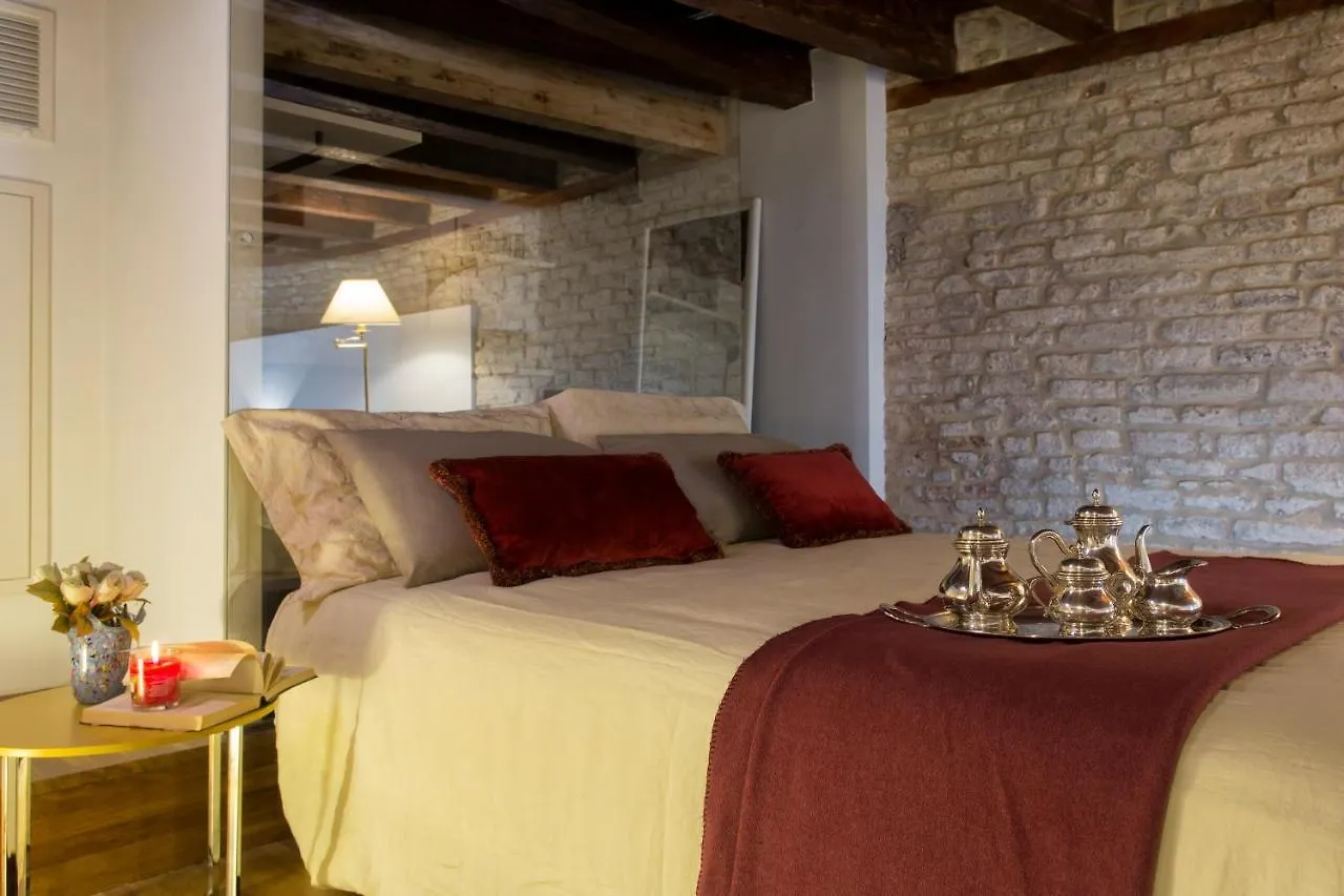 Italiahaus - Ca' Olivo Loft With Canal View In Rialto Venice Apartment 0*,