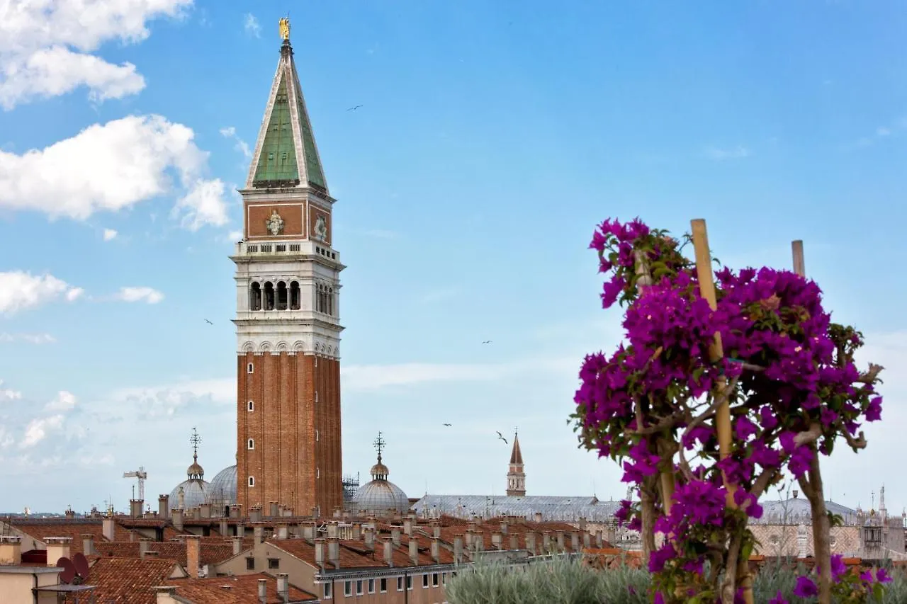 Italiahaus - Ca' Olivo Loft With Canal View In Rialto Venice Apartment Italy